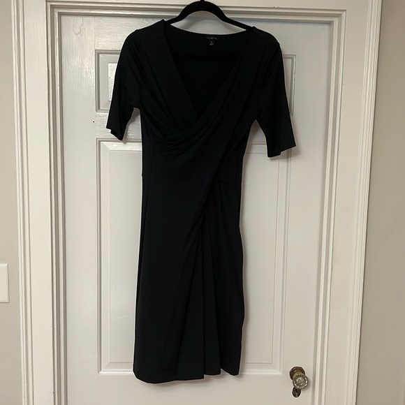 Talbots women’s black short sleeve faux wrap v neck nylon/spandex size S dress - Picture 1 of 6